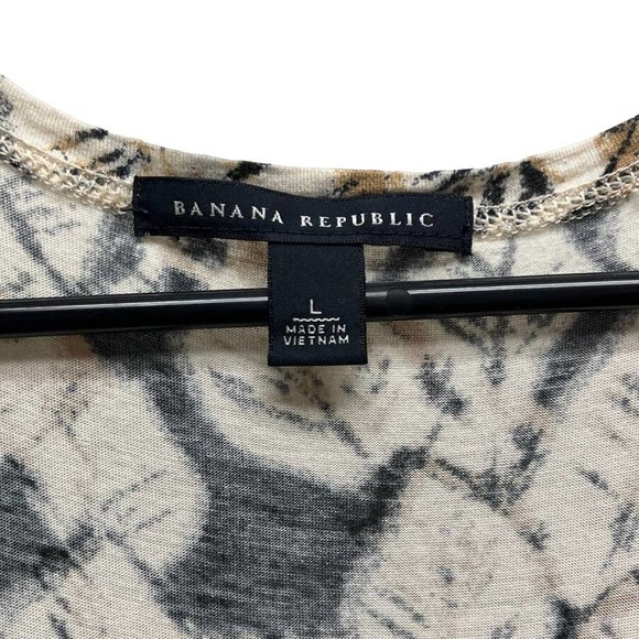 Banana Republic - Leaf, Ruffled Swoop Neck Tank - Size Large - Picture 2 of 7